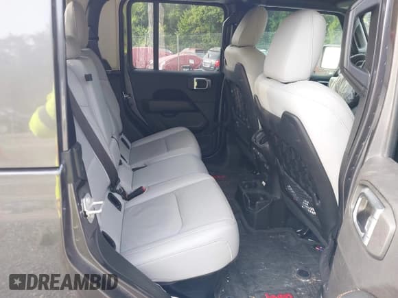 ✅ 2023 Jeep Gladiator Mojave • VIN: 1C6JJTEG9PL536129 • Лот: 42863280. Опубликован ранее на IAAI с пробегом 26 473 миль. Бесплатный доступ к архиву аукционных продаж из США и подробный отчёт об истории автомобиля на DreamBid. Изображение 8.