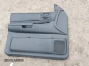 ✅ 2003 Dodge Durango Sport • VIN: 1D4HS38N63F537815 • Lot: 43832804. Wystawiony na IAAI z przebiegiem 216 984 mil. Bezpłatny archiwum sprzedaży aukcyjnych z USA i szczegółowy raport historii pojazdu na DreamBid. Zdjęcie 12.