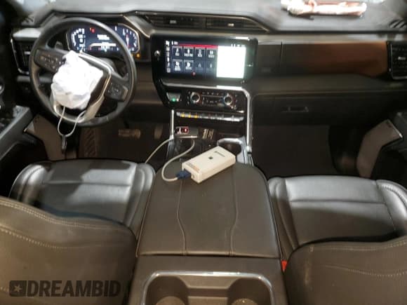 ✅ 2023 GMC Sierra 1500 Denali • VIN: 3GTUUGED2PG325510 • Лот: 66712735. Опубликован ранее на Copart с пробегом 25 434 миль. Бесплатный доступ к архиву аукционных продаж из США и подробный отчёт об истории автомобиля на DreamBid. Изображение 8.