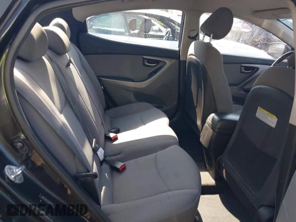 ✅ 2016 Hyundai Elantra SE • VIN: 5NPDH4AE1GH668592 • Lot: 42849781. Listed on IAAI with 121,250 mi. Free auction sales archive from the USA and detailed vehicle history report at DreamBid. Image 8.