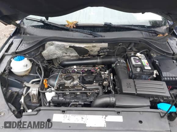 2013 Volkswagen Tiguan S с VIN WVGAV7AX1DW539185, выставлен на аукционе IAAI как лот 43593586 с пробегом 169 057 миль миль и . История ставок и продаж доступна на DreamBid. Изображение 10.