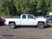 ✅ 2017 Chevrolet Silverado 1500 LT • VIN: 1GCVKREC4HZ163880 • Лот: 43212494. Опубликован ранее на IAAI с пробегом 153 881 миль. Бесплатный доступ к архиву аукционных продаж из США и подробный отчёт об истории автомобиля на DreamBid. Изображение 13.