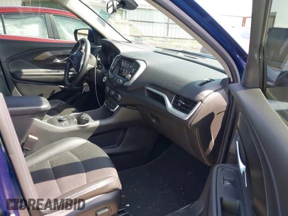 ✅ 2022 GMC Terrain SLT • VIN: 3GKALPEV2NL297201 • Lot: 42729759. Wystawiony na IAAI z przebiegiem 40 308 mil. Bezpłatny archiwum sprzedaży aukcyjnych z USA i szczegółowy raport historii pojazdu na DreamBid. Zdjęcie 5.