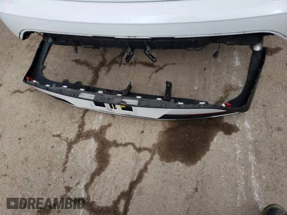 2020 Hyundai Sonata SE с VIN 5NPEG4JA4LH028603, выставлен на аукционе Copart как лот 68013702 с пробегом 37 811 миль миль и . История ставок и продаж доступна на DreamBid. Изображение 12.