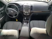 ✅ 2011 Hyundai Santa Fe GLS • VIN: 5XYZGDAG1BG035472 • Lot: 68494314. Listed on Copart with 131,799 mi. Free auction sales archive from the USA and detailed vehicle history report at DreamBid. Image 8.