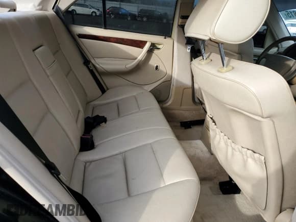 ✅ 1998 Mercedes-Benz C 230/260/280/320 • VIN: WDBHA23G4WA613941 • Lot: 46408815. Wystawiony na Copart z przebiegiem Nie podano. Bezpłatny archiwum sprzedaży aukcyjnych z USA i szczegółowy raport historii pojazdu na DreamBid. Zdjęcie 11.