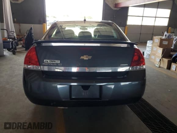 ✅ 2011 Chevrolet Impala LT Fleet • VIN: 2G1WG5EK8B1116673 • Lot: 81133095. Listed on Copart with 190,114 mi. Free auction sales archive from the USA and detailed vehicle history report at DreamBid. Image 6.