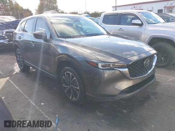 ✅ 2022 Mazda CX-5 S Premium Plus • VIN: JM3KFBEMXN0620237 • Lot: 43576029. Wystawiony na IAAI z przebiegiem 46 191 mil. Bezpłatny archiwum sprzedaży aukcyjnych z USA i szczegółowy raport historii pojazdu na DreamBid. Zdjęcie 1.