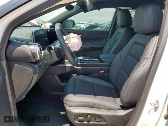 2025 Chevrolet Equinox FWD LT с VIN 3GNAXHEG9SL150173, выставлен на аукционе Copart как лот 58701795 с пробегом 6 934 миль миль и Списание • Salvage title. История ставок и продаж доступна на DreamBid. Изображение 7.