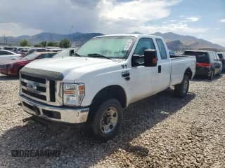 ✅ 2008 Ford F-250 XL • VIN: 1FTSX21Y08EA08957 • Lot: 61457195. Listed on Copart with 263,418 mi. Free auction sales archive from the USA and detailed vehicle history report at DreamBid. Image 1.