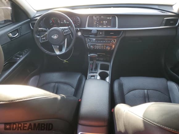 ✅ 2020 Kia Optima EX • VIN: KNAGU4LE2L5041025 • Лот: 46297275. Опубликован ранее на Copart с пробегом 116 508 миль. Бесплатный доступ к архиву аукционных продаж из США и подробный отчёт об истории автомобиля на DreamBid. Изображение 8.