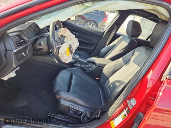 2014 BMW 3 Series 328i с VIN WBA3A5C54EP602927, выставлен на аукционе Copart как лот 82132435 с пробегом 139 226 миль миль и Списание • Salvage title. История ставок и продаж доступна на DreamBid. Изображение 7.