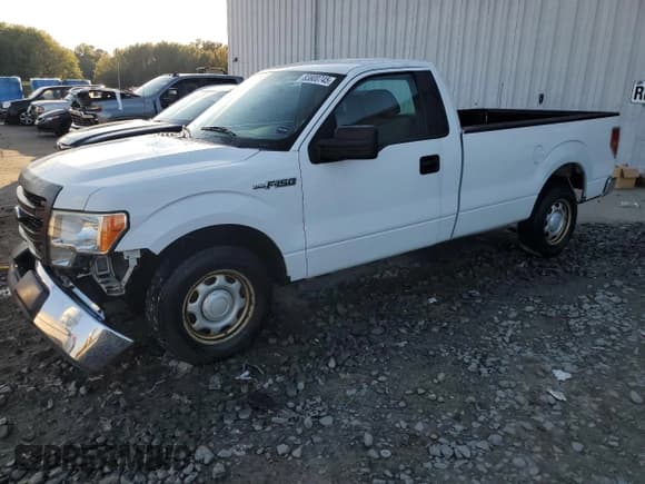 ✅ 2013 Ford F-150 XL • VIN: 1FTMF1CM0DKF69008 • Lot: 83800745. Wystawiony na Copart z przebiegiem 192 926 mil. Bezpłatny archiwum sprzedaży aukcyjnych z USA i szczegółowy raport historii pojazdu na DreamBid. Zdjęcie 1.