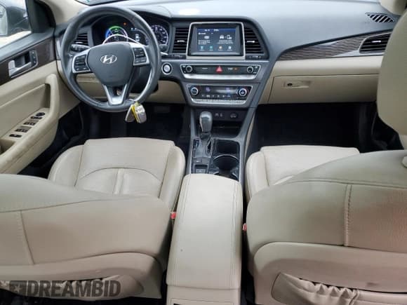 ✅ 2019 Hyundai Sonata Limited • VIN: KMHE34L33KA093177 • Лот: 86057965. Опубликован ранее на Copart с пробегом 122 288 миль. Бесплатный доступ к архиву аукционных продаж из США и подробный отчёт об истории автомобиля на DreamBid. Изображение 8.