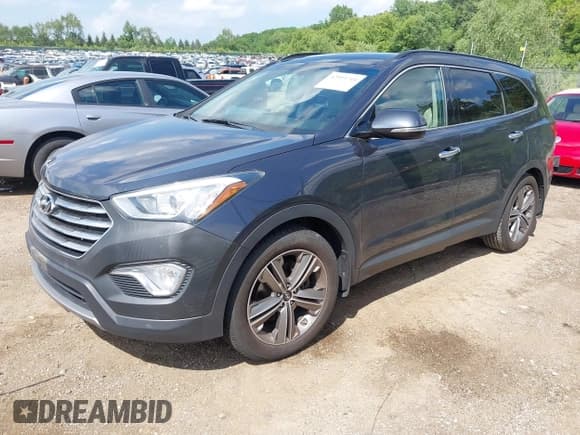 ✅ 2014 Hyundai Santa Fe Limited • VIN: KM8SR4HF1EU085117 • Лот: 42593744. Опубликован ранее на IAAI с пробегом 126 183 миль. Бесплатный доступ к архиву аукционных продаж из США и подробный отчёт об истории автомобиля на DreamBid. Изображение 2.