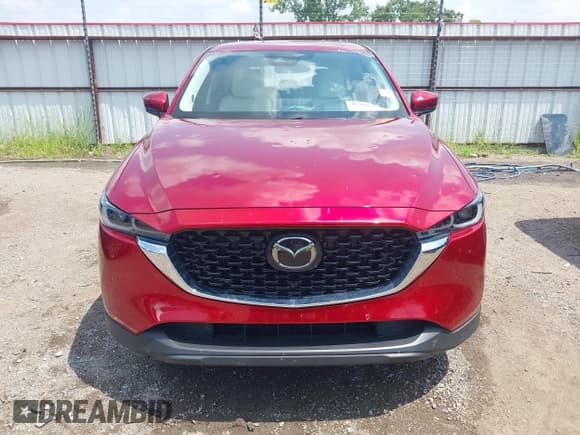 ✅ 2022 Mazda CX-5 S Premium • VIN: JM3KFBDM2N1588234 • Lot: 42880159. Wystawiony na IAAI z przebiegiem 45 551 mil. Bezpłatny archiwum sprzedaży aukcyjnych z USA i szczegółowy raport historii pojazdu na DreamBid. Zdjęcie 12.