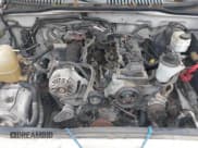 ✅ 2005 Ford Explorer XLT • VIN: 1FMZU63K25UB90682 • Lot: 42892710. Wystawiony na IAAI z przebiegiem 180 457 mil. Bezpłatny archiwum sprzedaży aukcyjnych z USA i szczegółowy raport historii pojazdu na DreamBid. Zdjęcie 10.