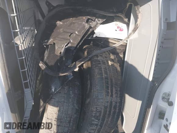 ✅ 2018 Nissan NV200 S • VIN: 3N6CM0KNXJK704580 • Lot: 40920035. Listed on IAAI with 75,635 mi. Free auction sales archive from the USA and detailed vehicle history report at DreamBid. Image 8.