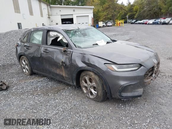 ✅ 2025 Honda HR-V LX • VIN: 3CZRZ2H35SM732822 • Lot: 43424127. Wystawiony na IAAI z przebiegiem 23 833 mil. Bezpłatny archiwum sprzedaży aukcyjnych z USA i szczegółowy raport historii pojazdu na DreamBid. Zdjęcie 1.