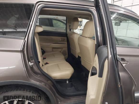 2016 Mitsubishi Outlander SE с VIN JA4AZ3A32GZ001770, выставлен на аукционе IAAI как лот 43593282 с пробегом 209 427 миль миль и . История ставок и продаж доступна на DreamBid. Изображение 8.