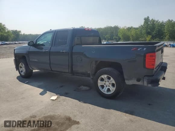 ✅ 2019 Chevrolet Silverado 1500 LT • VIN: 2GCVKPEC1K1182150 • Lot: 64535195. Wystawiony na Copart z przebiegiem 129 522 mil. Bezpłatny archiwum sprzedaży aukcyjnych z USA i szczegółowy raport historii pojazdu na DreamBid. Zdjęcie 2.