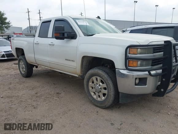 ✅ 2015 Chevrolet Silverado 2500HD LT • VIN: 1GC2KVEG8FZ544983 • Lot: 42264875. Wystawiony na IAAI z przebiegiem 186 478 mil. Bezpłatny archiwum sprzedaży aukcyjnych z USA i szczegółowy raport historii pojazdu na DreamBid. Zdjęcie 1.