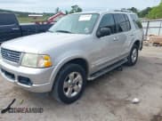 ✅ 2004 Ford Explorer • VIN: 1FMZU65K54UB02011 • Lot: 43076680. Wystawiony na IAAI z przebiegiem 176 964 mil. Bezpłatny archiwum sprzedaży aukcyjnych z USA i szczegółowy raport historii pojazdu na DreamBid. Zdjęcie 18.