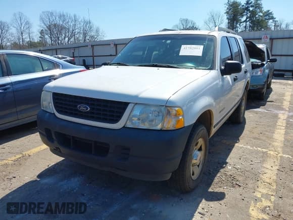 ✅ 2005 Ford Explorer XLS • VIN: 1FMZU62K15UA65982 • Lot: 41782001. Wystawiony na IAAI z przebiegiem 234 937 mil. Bezpłatny archiwum sprzedaży aukcyjnych z USA i szczegółowy raport historii pojazdu na DreamBid. Zdjęcie 2.