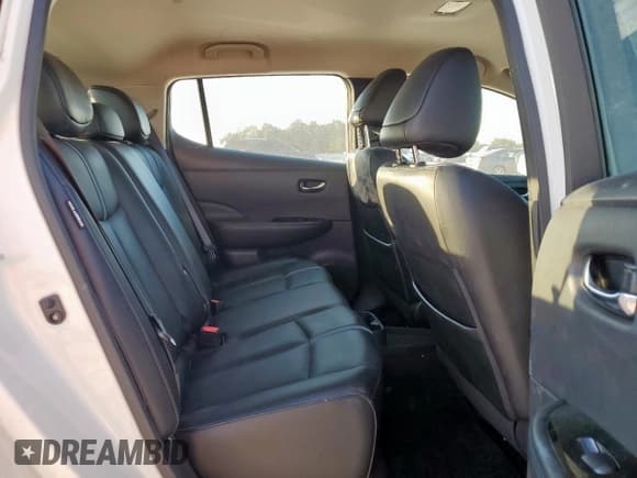 ✅ 2021 Nissan LEAF SL Plus • VIN: 1N4BZ1DV5MC550394 • Lot: 85349655. Wystawiony na Copart z przebiegiem 29 342 mil. Bezpłatny archiwum sprzedaży aukcyjnych z USA i szczegółowy raport historii pojazdu na DreamBid. Zdjęcie 10.