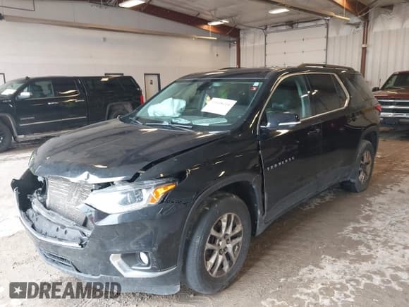 ✅ 2019 Chevrolet Traverse LT Cloth • VIN: 1GNERGKW2KJ123034 • Lot: 43498104. Wystawiony na IAAI z przebiegiem 155 224 mil. Bezpłatny archiwum sprzedaży aukcyjnych z USA i szczegółowy raport historii pojazdu na DreamBid. Zdjęcie 17.