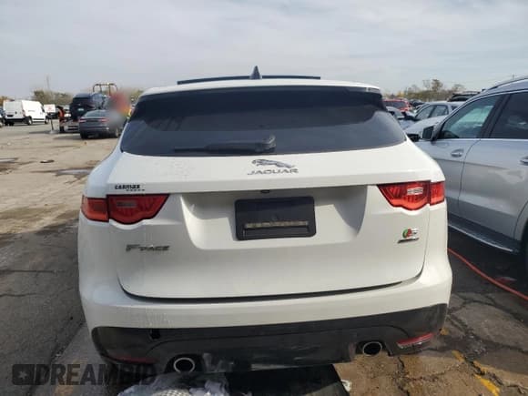 ✅ 2020 Jaguar F-Pace S • VIN: SADCM2FV0LA660221 • Lot: 78675784. Wystawiony na Copart z przebiegiem 23 661 mil. Bezpłatny archiwum sprzedaży aukcyjnych z USA i szczegółowy raport historii pojazdu na DreamBid. Zdjęcie 6.