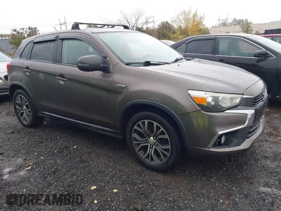 2016 Mitsubishi Outlander ES с VIN JA4AR3AW9GZ055898, выставлен на аукционе IAAI как лот 43590072 с пробегом 214 253 миль миль и . История ставок и продаж доступна на DreamBid. Изображение 1.