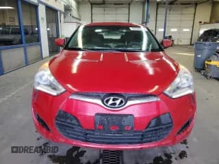 ✅ 2015 Hyundai Veloster RE:FLEX • VIN: KMHTC6AD5FU228663 • Lot: 88442525. Wystawiony na Copart z przebiegiem 165 114 mil. Bezpłatny archiwum sprzedaży aukcyjnych z USA i szczegółowy raport historii pojazdu na DreamBid. Zdjęcie 5.