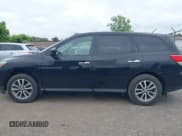 ✅ 2015 Nissan Pathfinder SL • VIN: 5N1AR2MM8FC633321 • Lot: 42521818. Listed on IAAI with 180,279 mi. Free auction sales archive from the USA and detailed vehicle history report at DreamBid. Image 14.