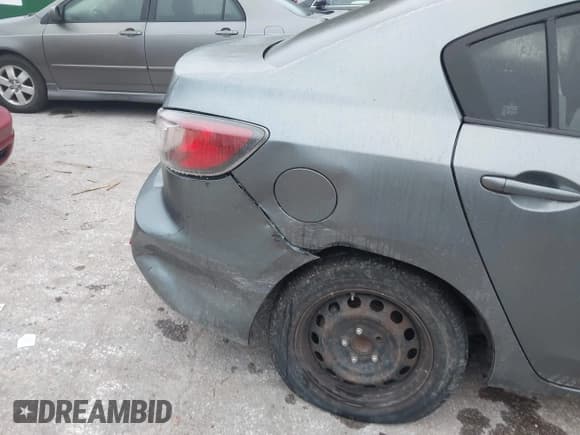 ✅ 2013 Mazda 3 i Sport • VIN: JM1BL1U74D1778413 • Lot: 43578916. Listed on IAAI with 219,654 mi. Free auction sales archive from the USA and detailed vehicle history report at DreamBid. Image 6.