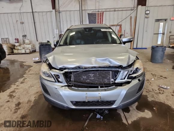 ✅ 2013 Volvo XC60 T6 • VIN: YV4902DZ3D2423433 • Lot: 91256365. Listed on Copart with 75,441 mi. Free auction sales archive from the USA and detailed vehicle history report at DreamBid. Image 5.