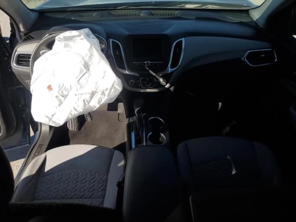 ✅ 2024 Chevrolet Equinox LS • VIN: 3GNAXHEG2RL315684 • Lot: 87423165. Listed on Copart with 62,965 mi. Free auction sales archive from the USA and detailed vehicle history report at DreamBid. Image 8.