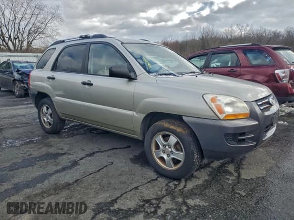 ✅ 2008 Kia Sportage LX • VIN: KNDJF724087506538 • Лот: 95385185. Опубликован ранее на Copart с пробегом 197 390 миль. Бесплатный доступ к архиву аукционных продаж из США и подробный отчёт об истории автомобиля на DreamBid. Изображение 4.