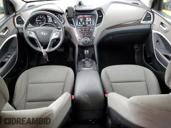 ✅ 2017 Hyundai Santa Fe SE • VIN: KM8SMDHF8HU232892 • Lot: 80530245. Wystawiony na Copart z przebiegiem 106 571 mil. Bezpłatny archiwum sprzedaży aukcyjnych z USA i szczegółowy raport historii pojazdu na DreamBid. Zdjęcie 8.