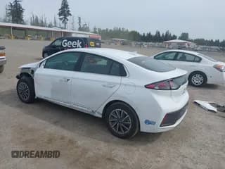 ✅ 2020 Hyundai Ioniq Limited • VIN: KMHC85LJ6LU063460 • Lot: 42228525. Wystawiony na IAAI z przebiegiem 31 899 mil. Bezpłatny archiwum sprzedaży aukcyjnych z USA i szczegółowy raport historii pojazdu na DreamBid. Zdjęcie 3.