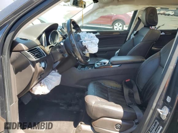 ✅ 2016 Mercedes-Benz GLE 300d • VIN: 4JGDA0EB8GA696664 • Лот: 65113375. Опубликован ранее на Copart с пробегом 100 392 миль. Бесплатный доступ к архиву аукционных продаж из США и подробный отчёт об истории автомобиля на DreamBid. Изображение 7.