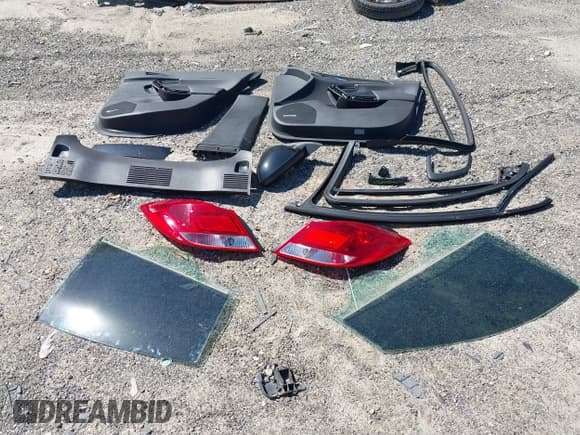 ✅ 2011 Buick Regal CXL Turbo TO7 • VIN: W04G15GV4B1078783 • Lot: 43338213. Listed on IAAI with 80,362 mi. Free auction sales archive from the USA and detailed vehicle history report at DreamBid. Image 12.