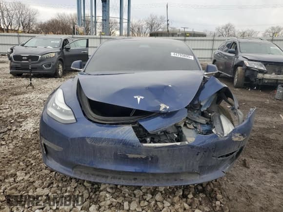 ✅ 2018 Tesla Model 3 Long Range Battery • VIN: 5YJ3E1EBXJF092039 • Lot: 44793895. Wystawiony na Copart z przebiegiem 56 231 mil. Bezpłatny archiwum sprzedaży aukcyjnych z USA i szczegółowy raport historii pojazdu na DreamBid. Zdjęcie 5.