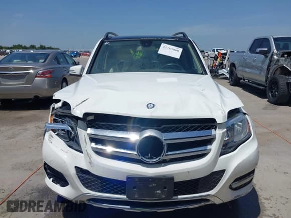 ✅ 2014 Mercedes-Benz GLK 350 • VIN: WDCGG5HBXEG217173 • Лот: 42765060. Опубликован ранее на IAAI с пробегом 161 163 миль. Бесплатный доступ к архиву аукционных продаж из США и подробный отчёт об истории автомобиля на DreamBid. Изображение 13.