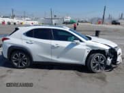 ✅ 2020 Lexus UX 200 • VIN: JTHP3JBH9L2022648 • Lot: 42223772. Wystawiony na IAAI z przebiegiem 35 128 mil. Bezpłatny archiwum sprzedaży aukcyjnych z USA i szczegółowy raport historii pojazdu na DreamBid. Zdjęcie 13.