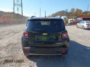 ✅ 2016 Jeep Renegade Limited • VIN: ZACCJBDT8GPD10766 • Lot: 43615164. Wystawiony na IAAI z przebiegiem 67 683 mil. Bezpłatny archiwum sprzedaży aukcyjnych z USA i szczegółowy raport historii pojazdu na DreamBid. Zdjęcie 16.