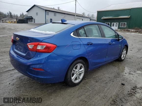 ✅ 2017 Chevrolet Cruze LT • VIN: 3G1BE5SM9HS568364 • Lot: 41152353. Listed on Copart with 66,109 mi. Free auction sales archive from the USA and detailed vehicle history report at DreamBid. Image 3.