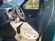 1995 Chevrolet Blazer z VIN 1GNDT13W8S2120237, wystawiony jako Copart lot #78413984 z przebiegiem 146 393 mil mil oraz Szkoda całkowita • Salvage title. Historia ofert i sprzedaży dostępna na DreamBid. Obrazek 7.