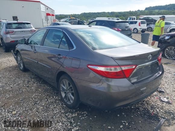 ✅ 2016 Toyota Camry LE • VIN: 4T1BF1FK5GU196473 • Lot: 43285878. Listed on IAAI with 120,737 mi. Free auction sales archive from the USA and detailed vehicle history report at DreamBid. Image 3.