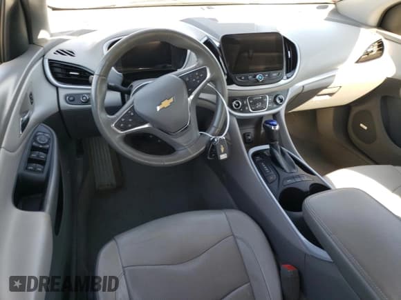 ✅ 2017 Chevrolet Volt LT • VIN: 1G1RC6S59HU104283 • Lot: 70015913. Wystawiony na Copart z przebiegiem 109 470 mil. Bezpłatny archiwum sprzedaży aukcyjnych z USA i szczegółowy raport historii pojazdu na DreamBid. Zdjęcie 8.